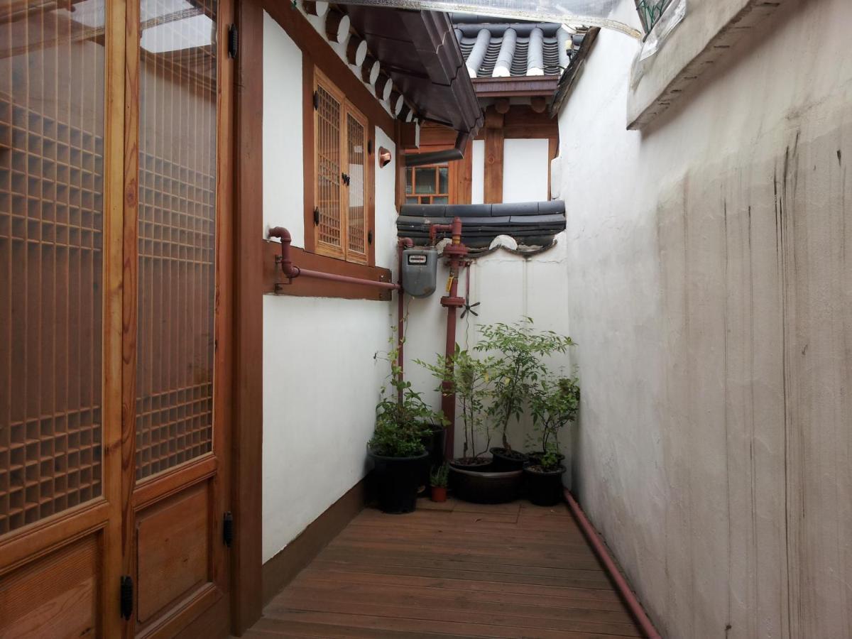 Han Hanok Guesthouse Сеул Экстерьер фото