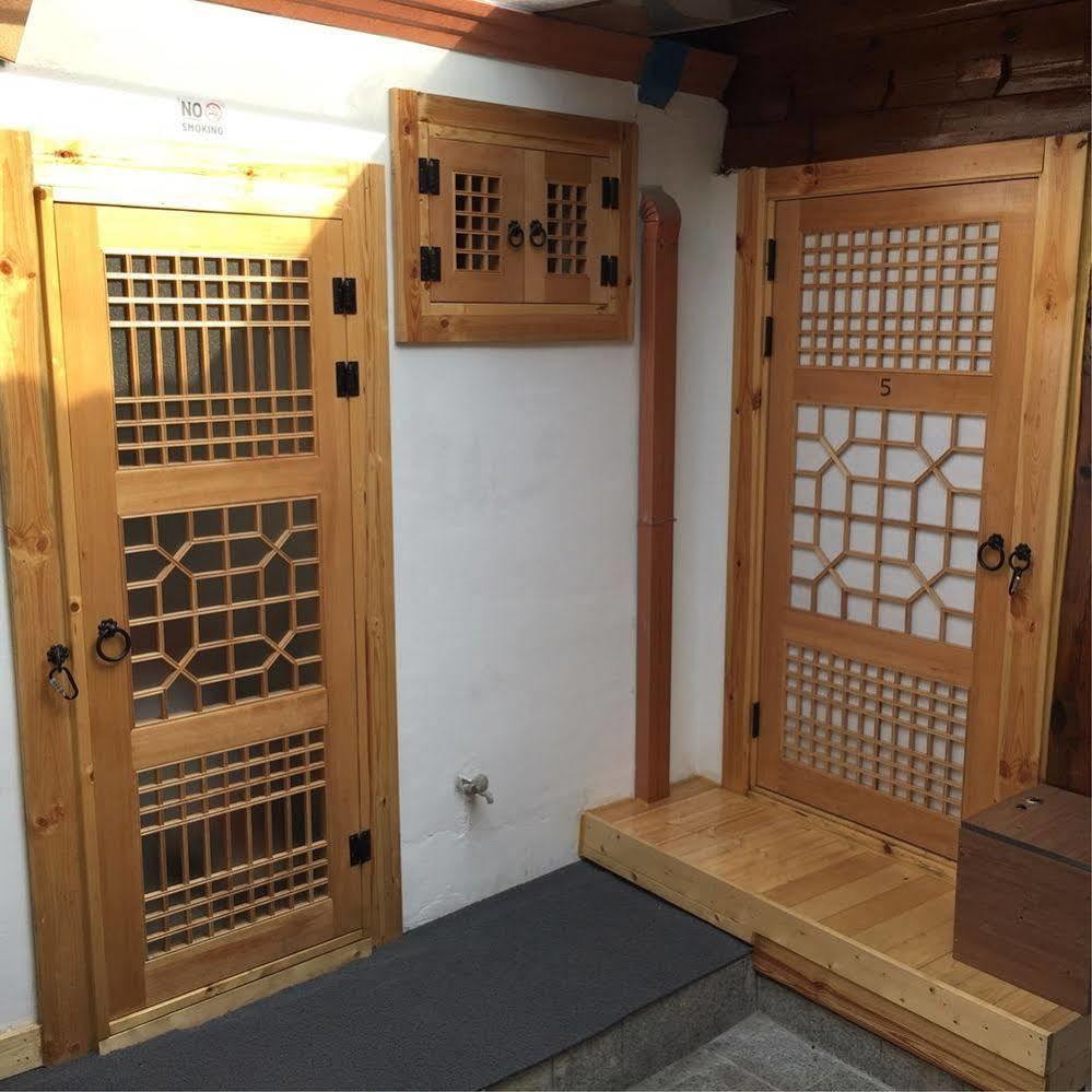 Han Hanok Guesthouse Сеул Экстерьер фото