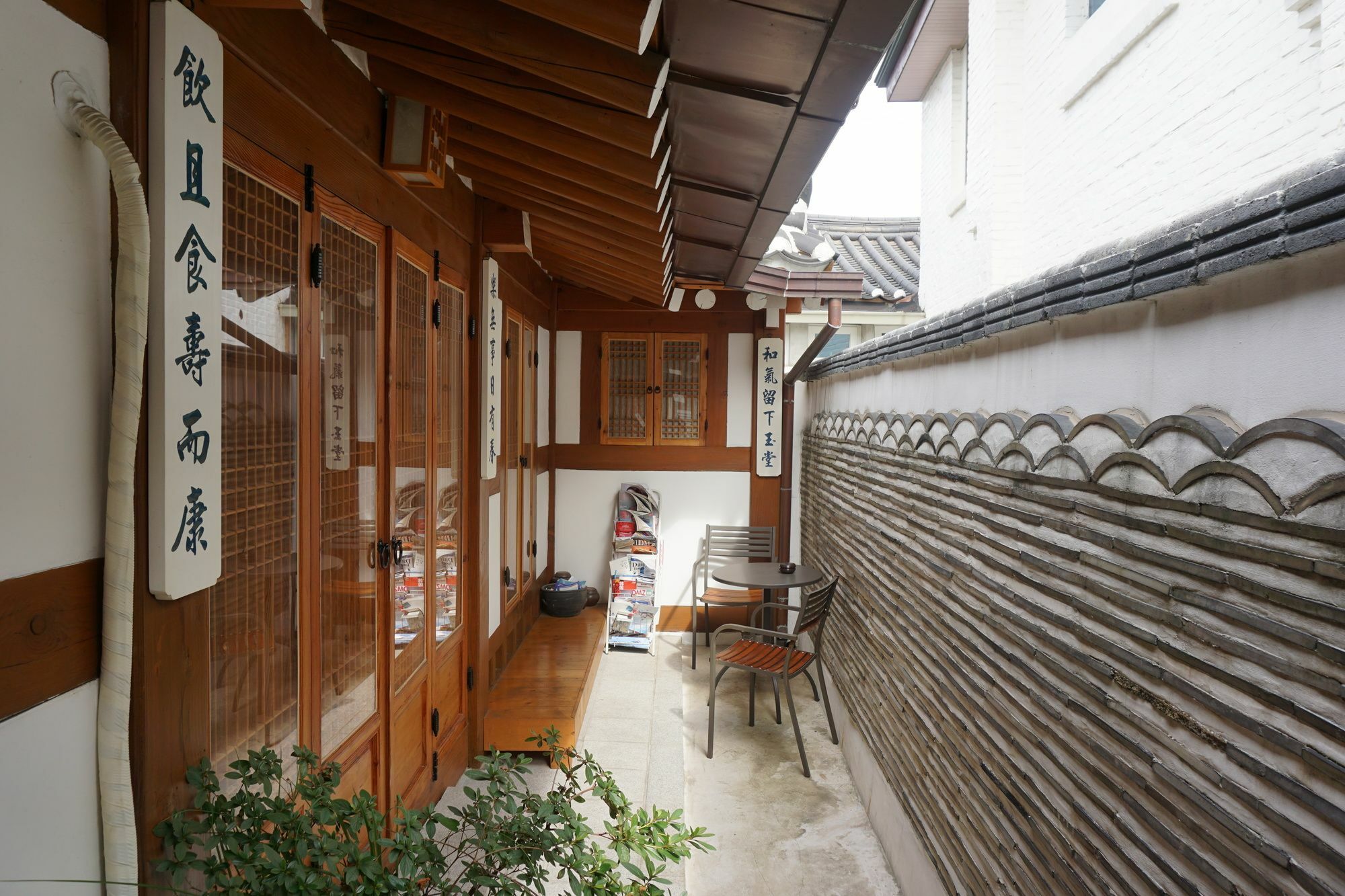 Han Hanok Guesthouse Сеул Экстерьер фото