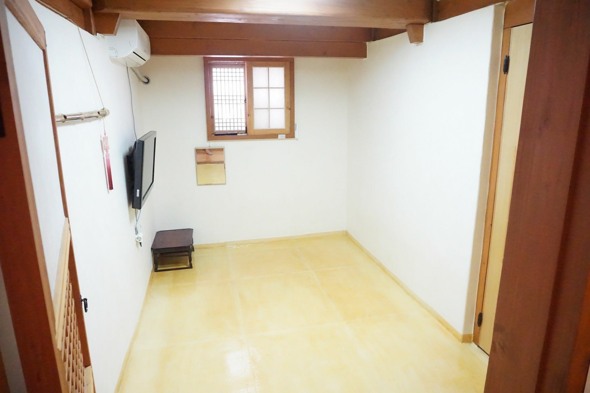 Han Hanok Guesthouse Сеул Экстерьер фото